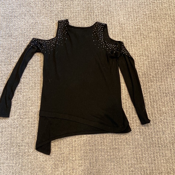 Cute going out top - Picture 2 of 4